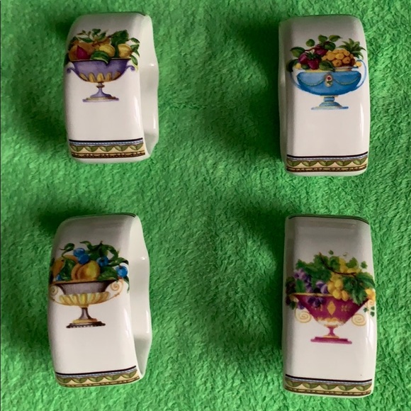 Casa Elite fruit’themed porcelain napkin rings - Picture 2 of 16